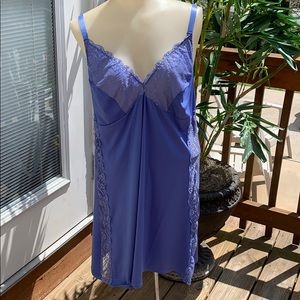 Delta Burke Lingerie Nightgown